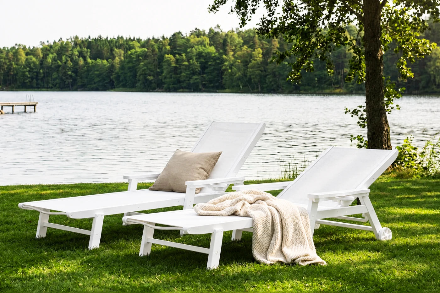 White HDPE Outdoor Chaise Lounge with Textilene Fabric by the lake