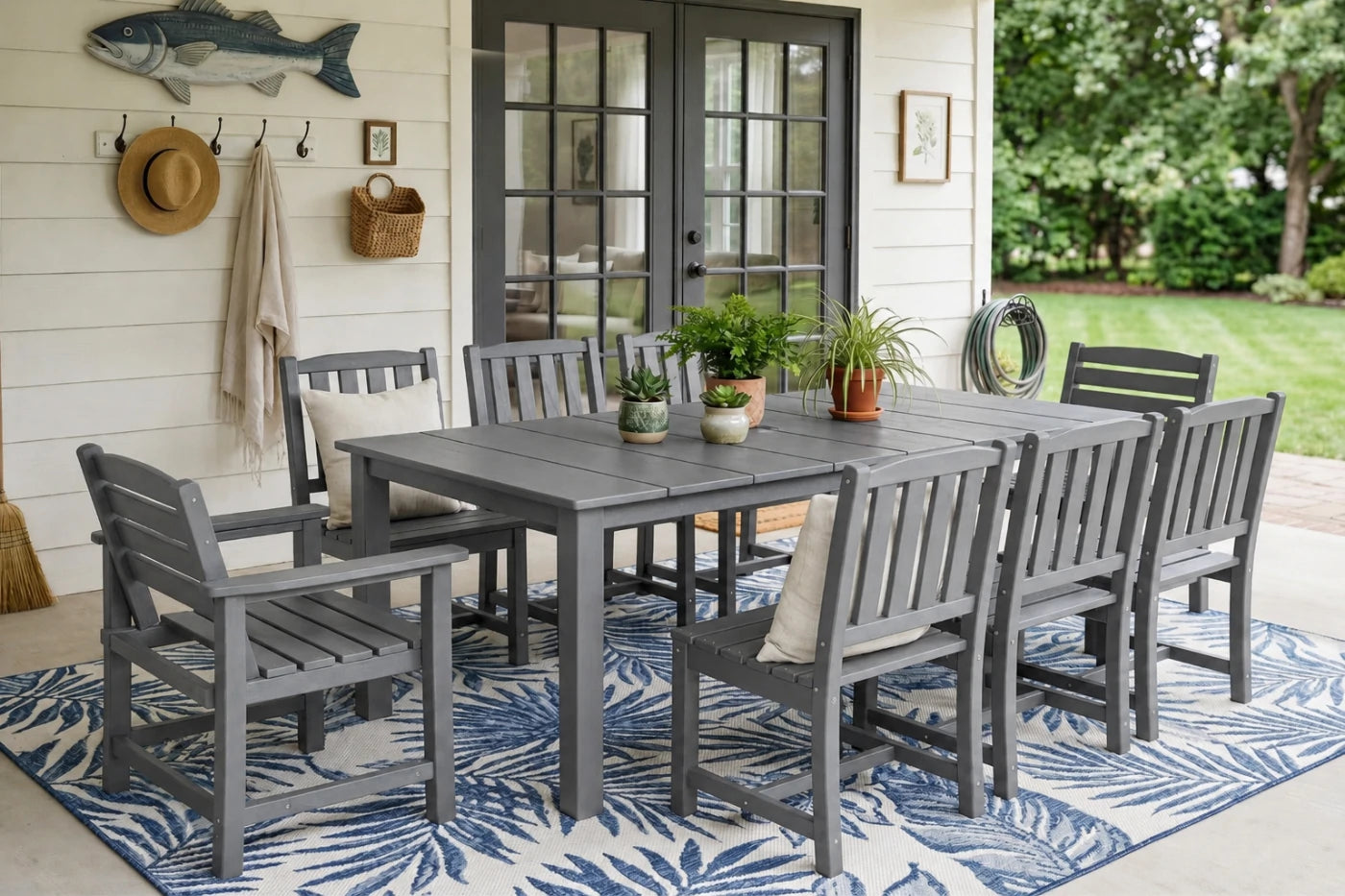 Perli™ Outdoor Dining Set - Table & Chairs