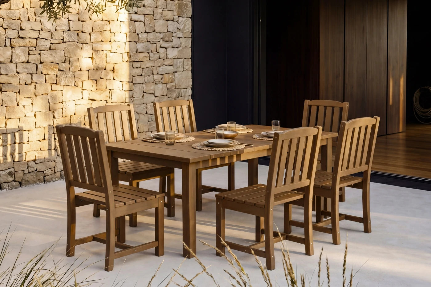 Perli™ Outdoor Dining Set - Table & Chairs