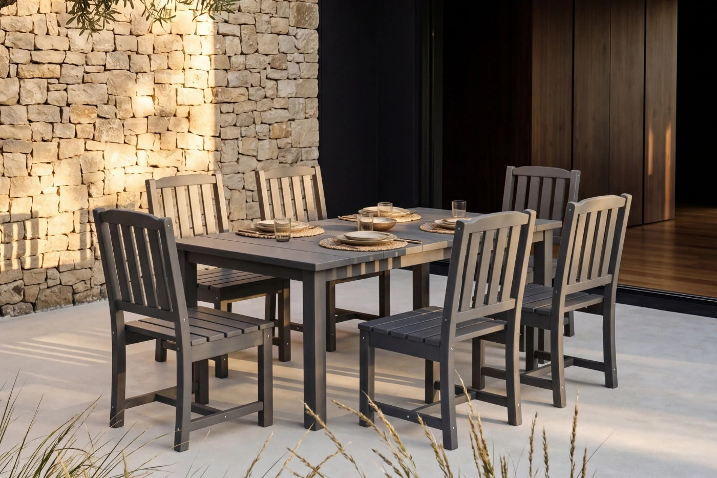 Perli™ Outdoor Dining Set - Table & Chairs