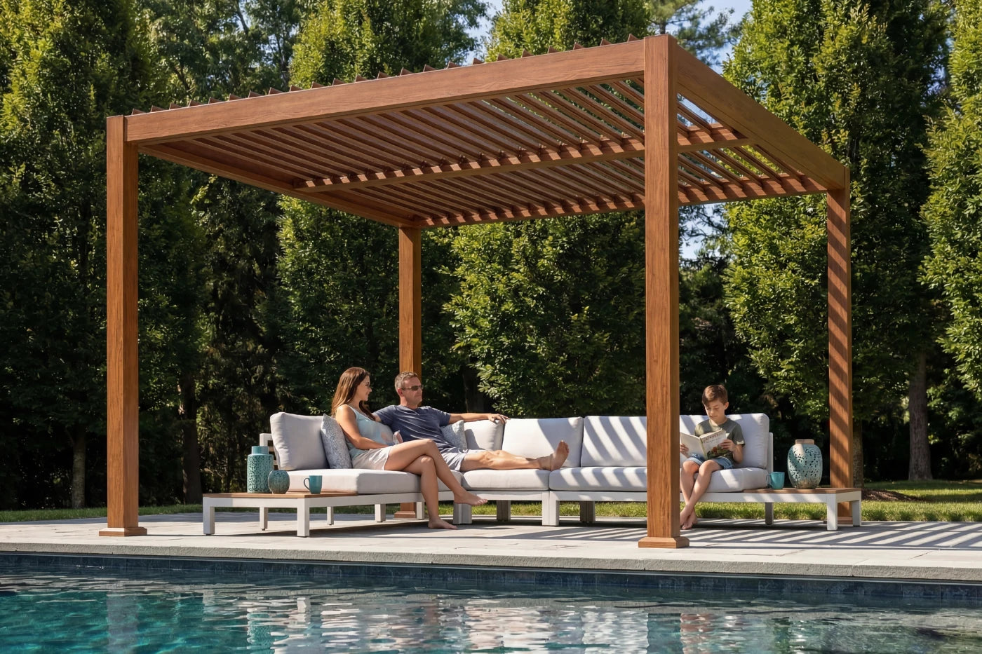 LUXOR™ Louvered Pergola