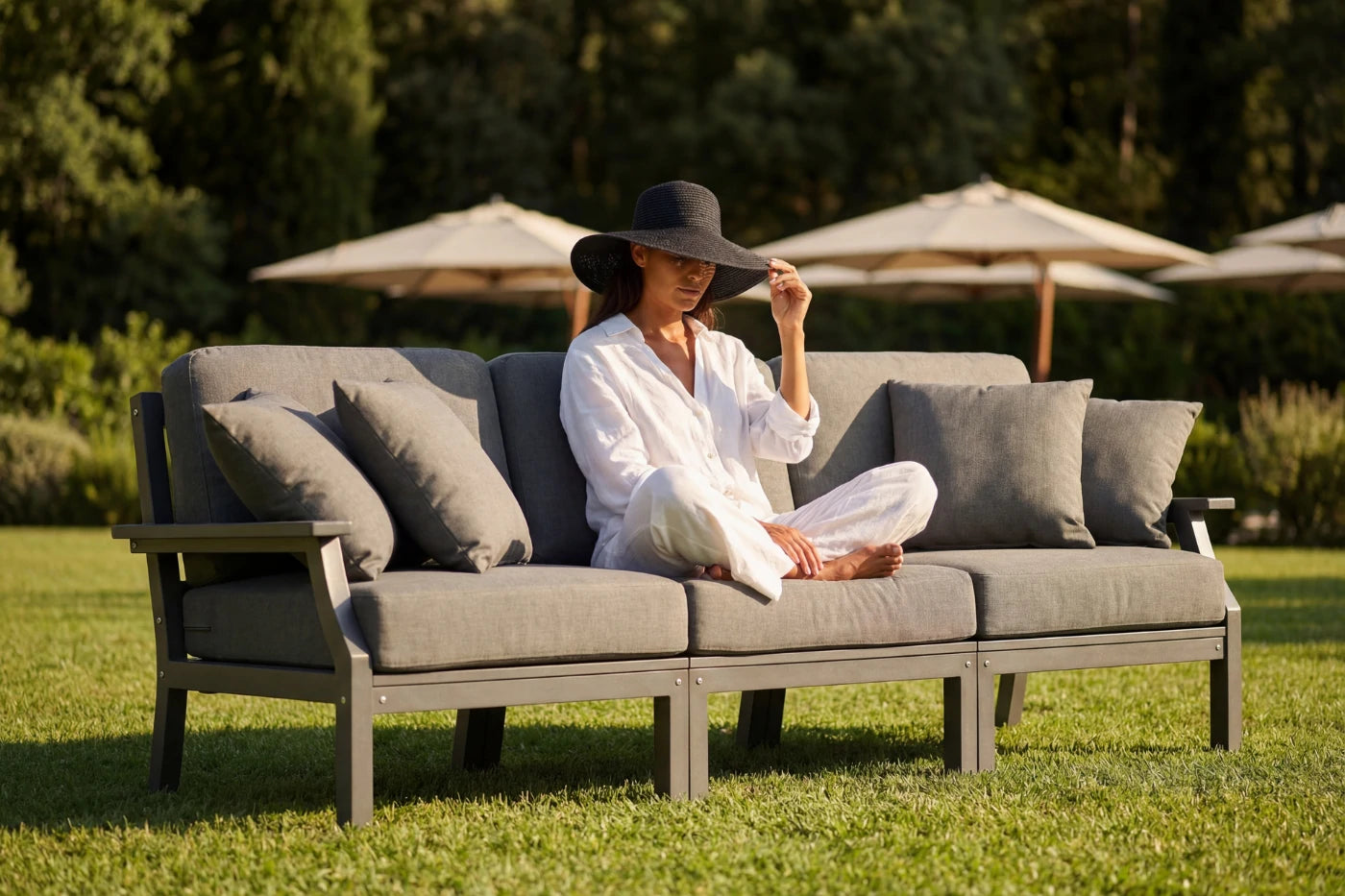 Perli™ HDPE Patio Couch Set