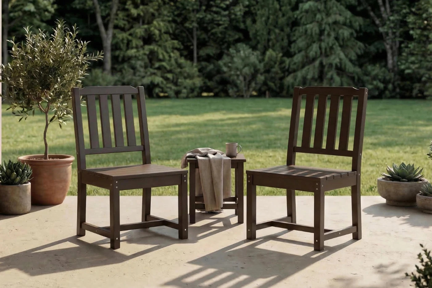 Perli™ Outdoor Dining Set - Table & Chairs