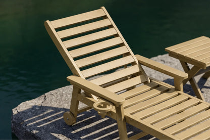 HDPE Outdoor Lounge Chair